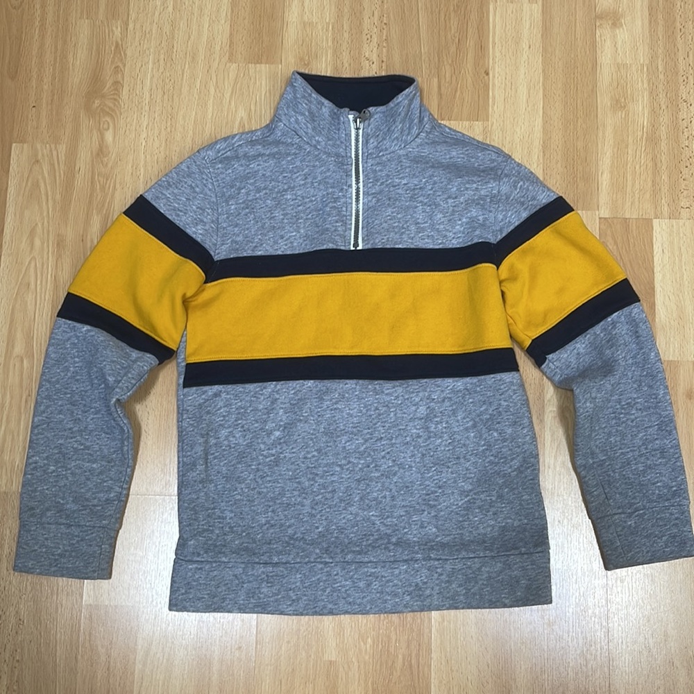 NWOT Old Navy Boys Pullover